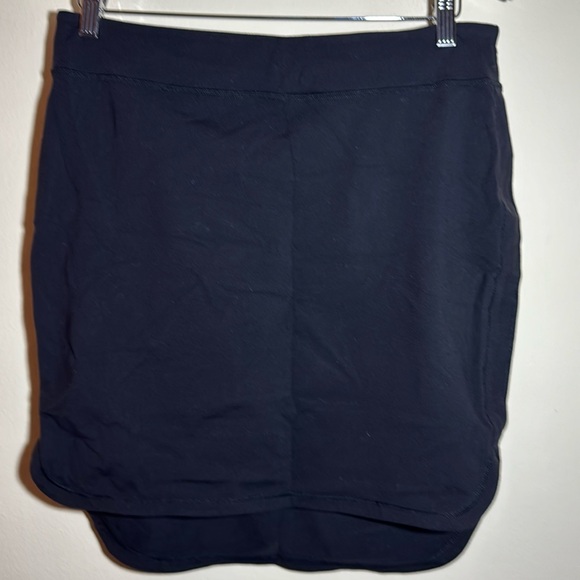 lululemon athletica Dresses & Skirts - Lululemon City Skirt size 10